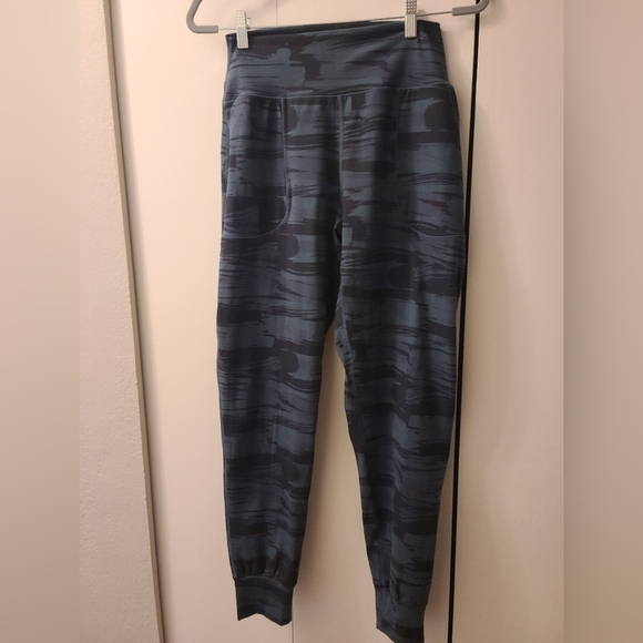 Alphalete joggers - Picture 2 of 2